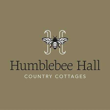The Treehouse At Humblebee Hall Worcester Exterior photo