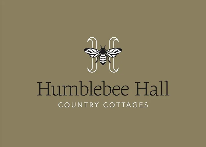 The Treehouse At Humblebee Hall