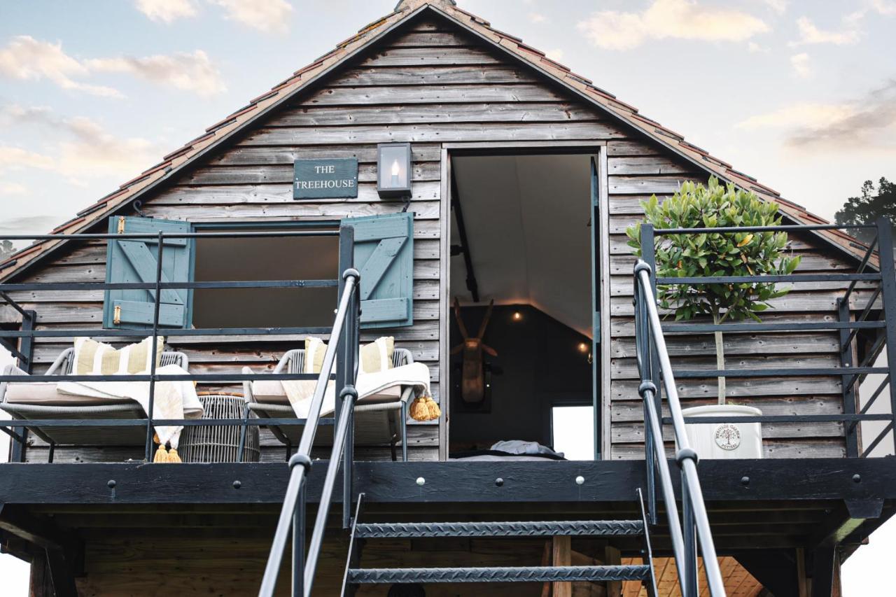 The Treehouse At Humblebee Hall Luxury tent