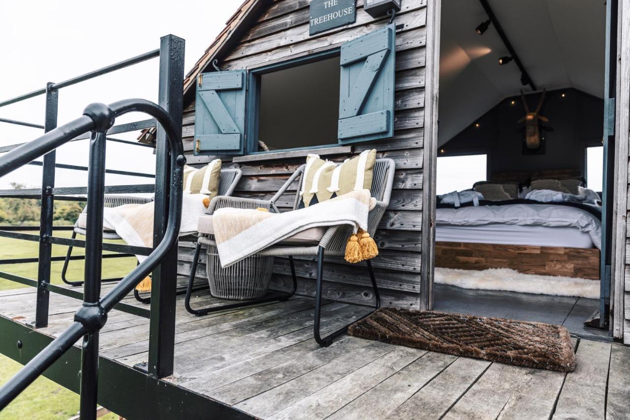 The Treehouse At Humblebee Hall Worcester